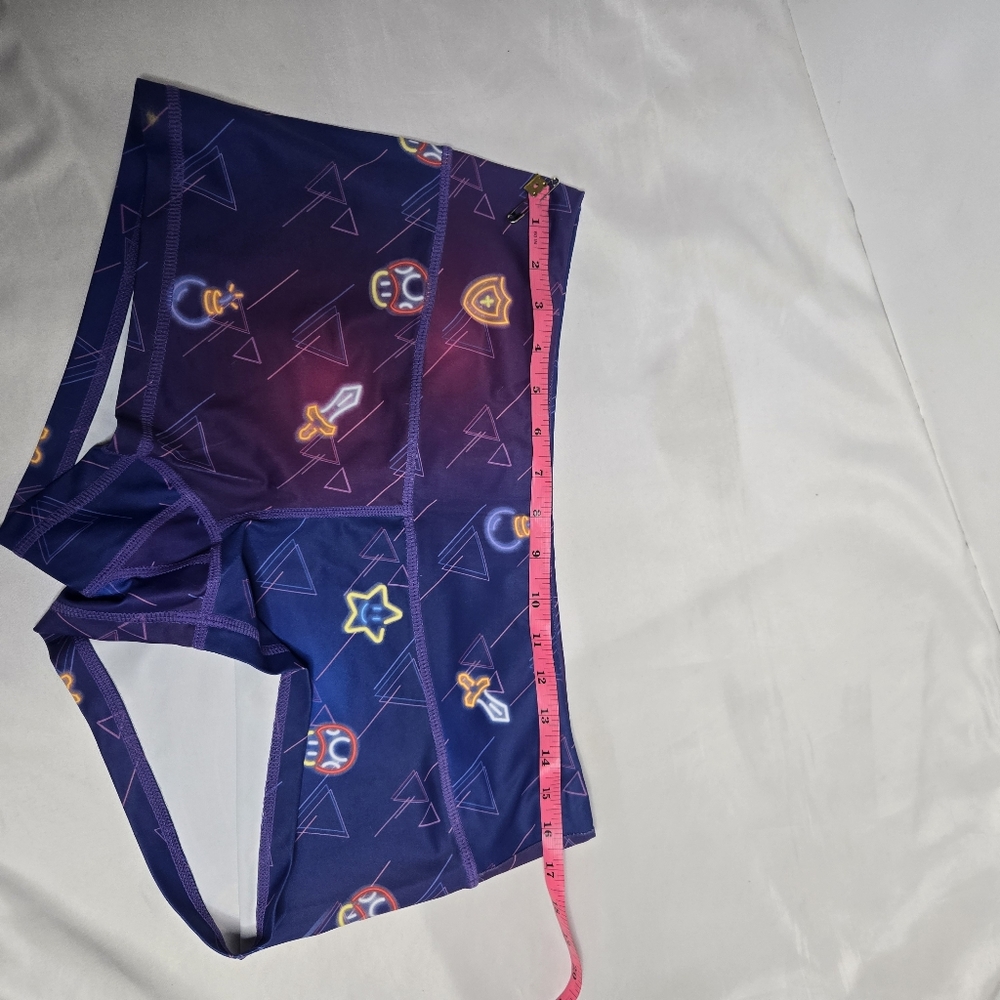 FEED ME FIGHT ME Level Up retro video game print workout shorts L - Picture 7 of 10